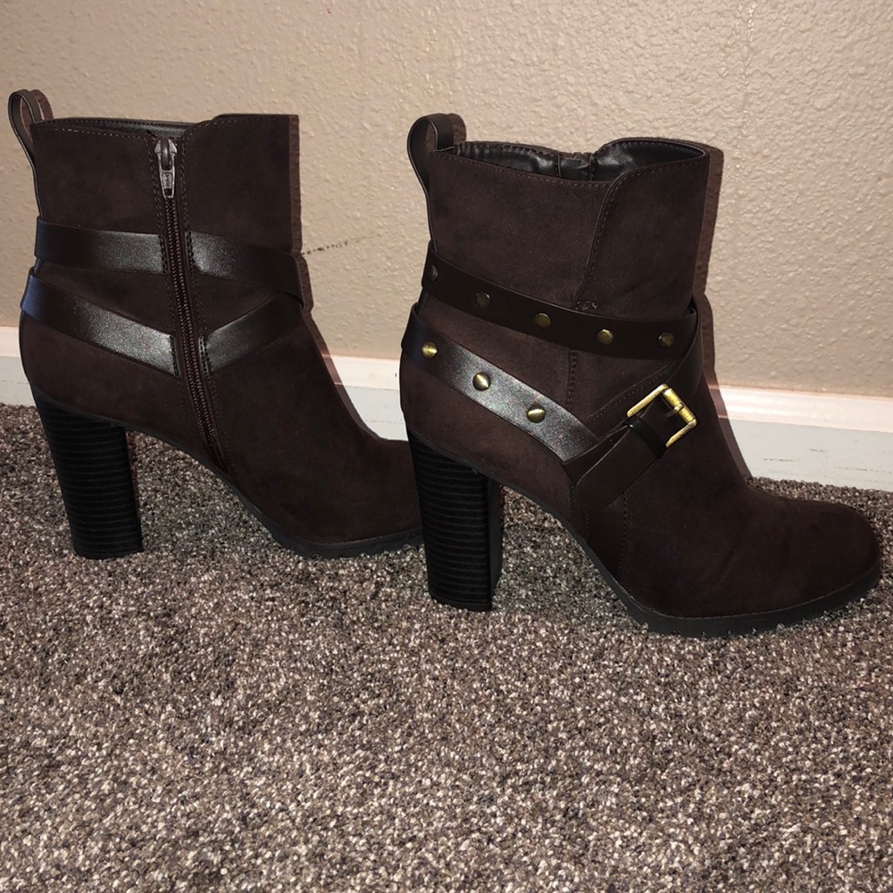 DARK BROWN SUEDE HEEL BOOTS🤎🤎🤎